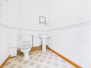 Bathroom- click for photo gallery